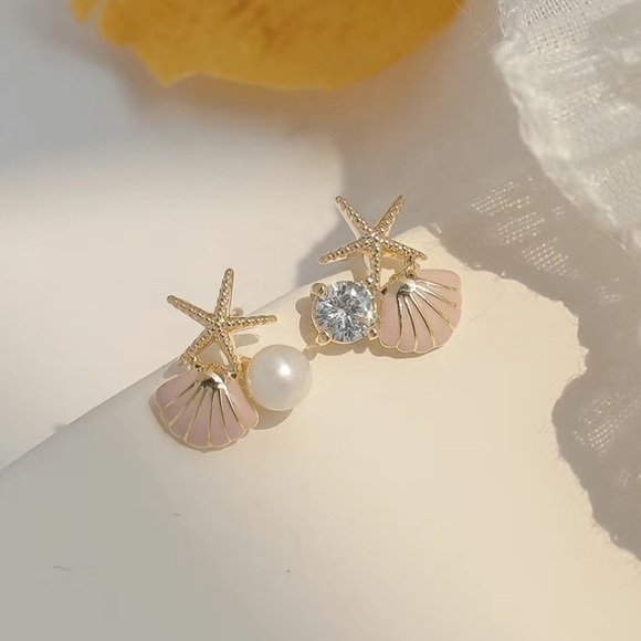 Pearl And Opal Seashell Earrings -Pink - Picture 1 of 2
